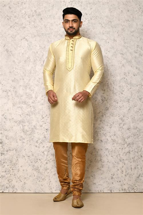 https://media.vinhemfashion.com/Images/RajsahiVol5BVLS422E5K9YM31GU/image/designer